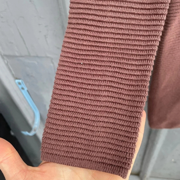 Aritzia  Campanule sweater dress, Size XS - Picture 4 of 8